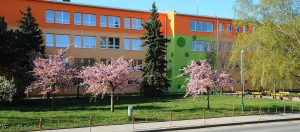 Budova základní školy Židlochovice